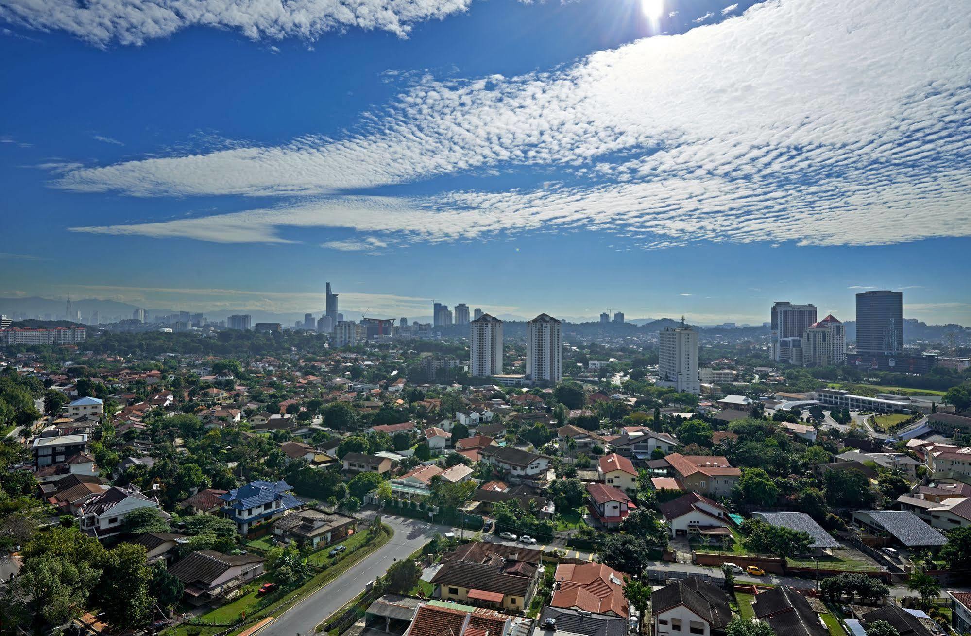 Centrestage Petaling Jaya Hotel Kuala Lumpur Exterior photo